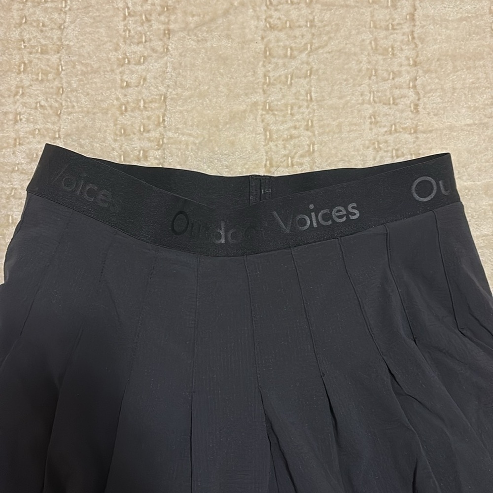 OUTDOOR VOICES TENNIS SKIRT - Picture 2 of 3